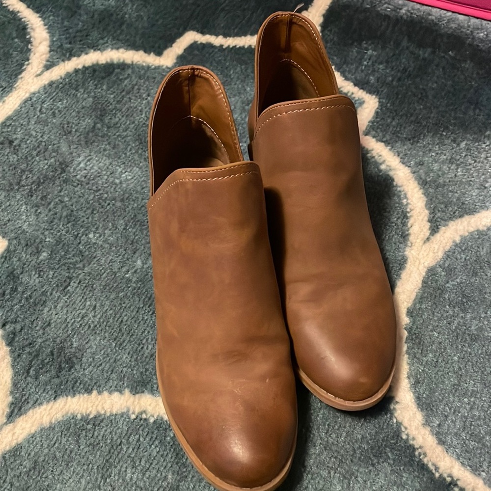 Universal Threads Brown Ankle Booties